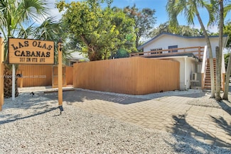 317 SW 9th Ave, Fort Lauderdale, FL 33312