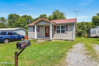 107 Pennsylvania Ave, Etowah, TN 37331