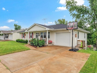 810 W 9th St, Washington, MO 63090