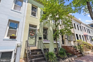 2129 Newport Place NW, Washington, DC 20037