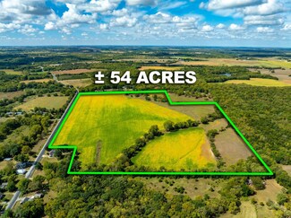 878 E 750th Rd, Lawrence, KS 66047