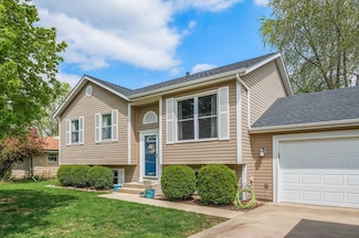13913 S Kelly Ave, Plainfield, IL 60544