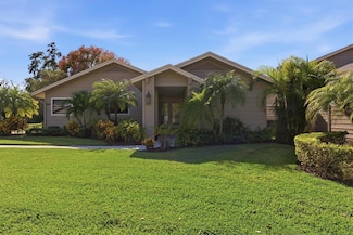 1100 Muirfield Ct, Tarpon Springs, FL 34688