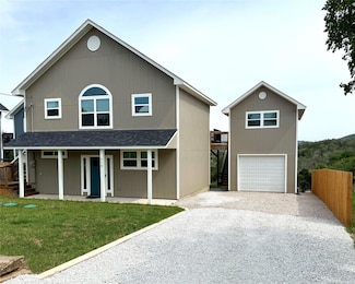 618 Hill St, Burnet, TX 78611