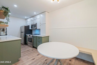 1942 S Emerson Unit 211, Mesa, AZ 85210