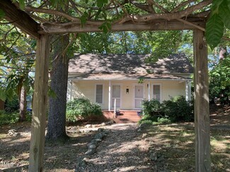 322 Mccauley St, Chapel Hill, NC 27516