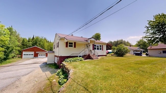 962 Sawyer Rd, Greene, ME 04236