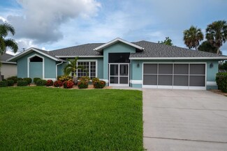 13 Sportsman Rd, Rotonda West, FL 33947