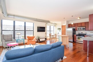 15 E Franklin Ave Unit 201, Minneapolis, MN 55404