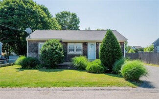 22 Rosedale Terrace, Middletown, RI 02842