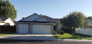 4017 E Boreal Ct, Nampa, ID 83687