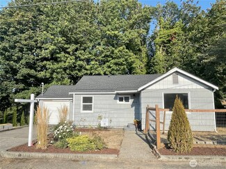 803 Hull Ave, Port Orchard, WA 98366
