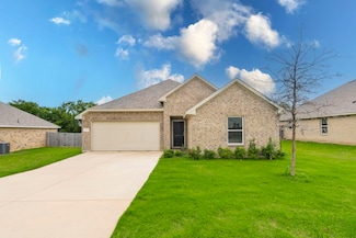 108 W North Creek Dr, Sherman, TX 75092