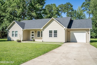 3502 Karen St, New Bern, NC 28560
