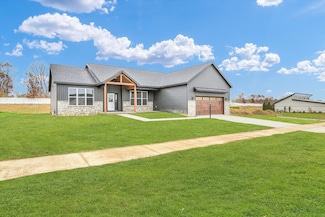 2902 Haydon Dr, Urbana, IL 61802