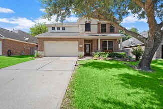 12102 Carol Ln, Pinehurst, TX 77362