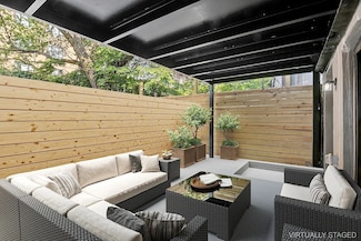 18 Saint Andrews Place Unit 1, Brooklyn, NY 11216