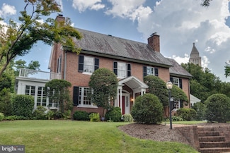 206 N View Terrace, Alexandria, VA 22301
