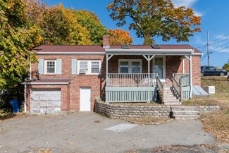 100 Pine Hill Cir, Waltham, MA 02451