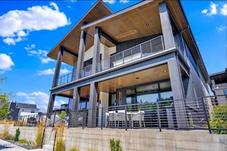 2922 N Atlas Rd, Coeur D'Alene, ID 83814