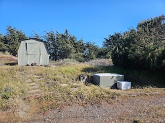 280 Driftwood Ave, Salmon Creek, CA 94923