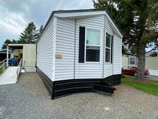 311 Center Rd Unit 5, Easton, ME 04740