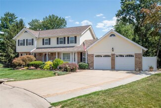 4 Ironside Ct, Saint Charles, MO 63303