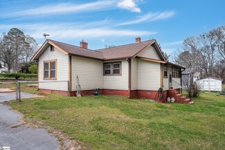 208 Gap Creek Rd, Duncan, SC 29334