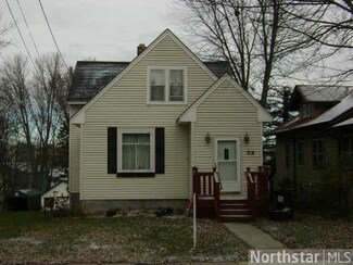 214 214 Park Place W, Norwood Young America, MN 55368
