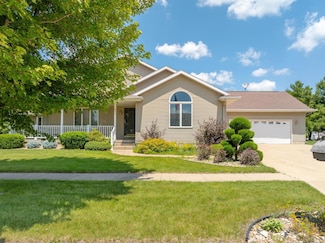 947 Jolene Dr, Dunkerton, IA 50626