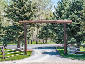 9704 River Rd, Bozeman, MT 59718