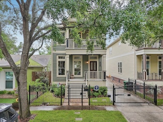 121 E 22nd St, Houston, TX 77008
