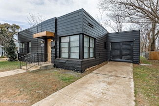 2317 29th St, Lubbock, TX 79411
