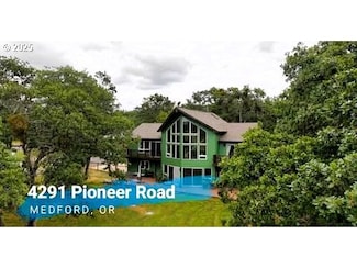 4291 Pioneer Rd, Medford, OR 97501