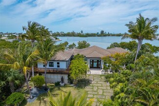 8017 Marina Isles Ln, Holmes Beach, FL 34217