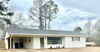 107 Meadow Ln, Houston, MS 38851
