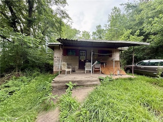 165 Killwell Run Rd, Marietta, OH 45750