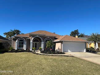 2510 Pelican Bay Dr, Panama City, FL 32408