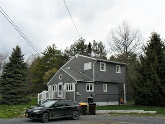 40 Middle Rd, Altamont, NY 12009