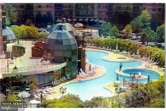 8370 Greensboro Dr Unit 104, McLean, VA 22102