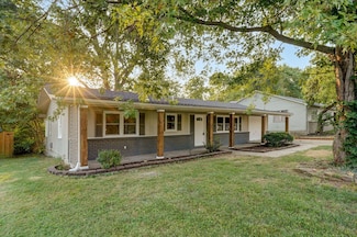 2329 S Clay Ave, Springfield, MO 65807