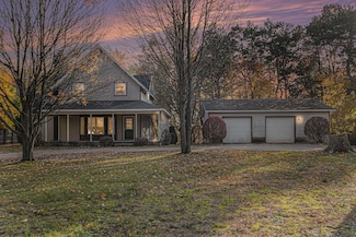 816 E Melendy St, Ludington, MI 49431