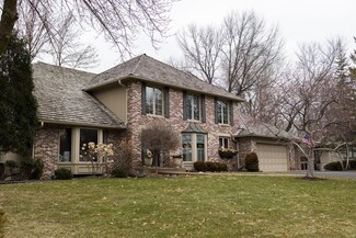 5210 Larada Ln, Edina, MN 55436