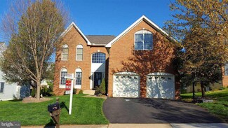 2828 Thistleberry Ct, Herndon, VA 20171