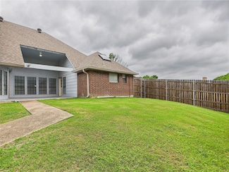 1120 Canyon Ridge Dr, Desoto, TX 75115