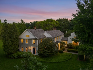 108 Clapboard Hill Rd, Westport, CT 06880