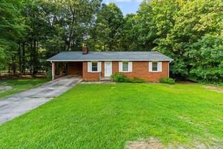 205 Holly Ave, Greenwood, SC 29649