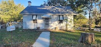 3112 Edgewood Dr, High Ridge, MO 63049