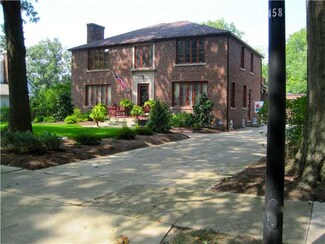 450 College Ave, Niagara Falls, NY 14305