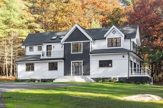 846 Maple St, Carlisle, MA 01741